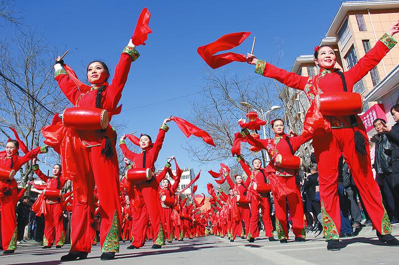 安塞腰鼓舞起来